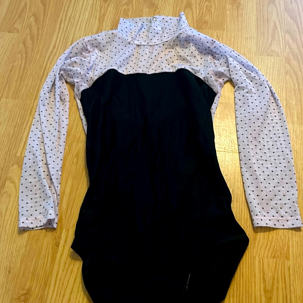 3/4 sleeve turtleneck eleve leotard